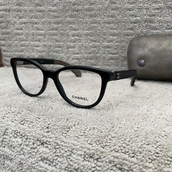 New, Chanel Black Cat Eye Glasses Style 3335, Quilted Arms with Case - Picture 3 of 12